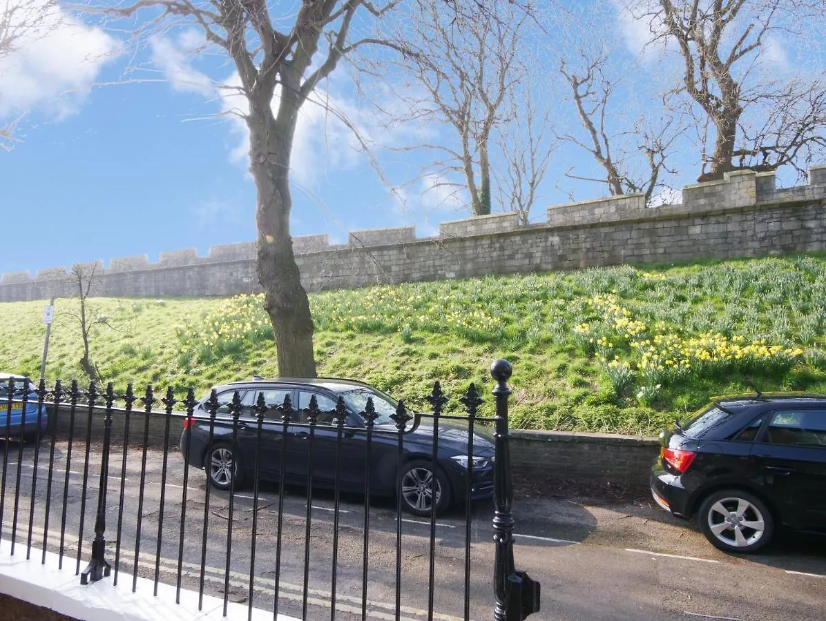 Bar Wall Cottage-City Wall Views-Sleeps 5 York Reino Unido